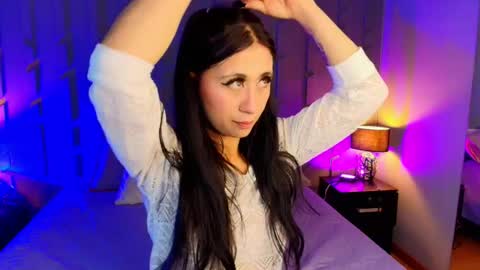 Snapshot of mycutiebabe chatting on 14, 12, 2025 Milly Cute online show from 14, 12, 2025