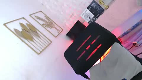 Snapshot of mydestiny_vinax chatting on 12, 5, 2026 mydestiny_vinax online show from 12, 5, 2026