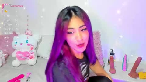    online show from 11, 10, 2025