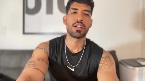 Snapshot of myke_esthetic chatting on 24, 1, 2025 Myke esthetic online show from 24, 1, 2025