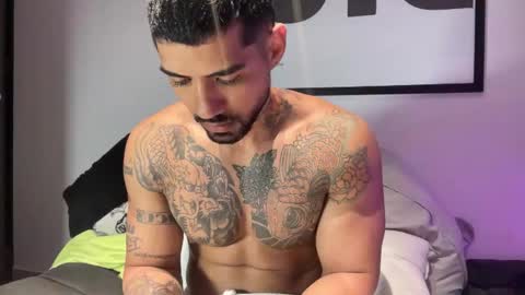 Snapshot of myke_esthetic chatting on 12, 10, 2025 Myke esthetic online show from 12, 10, 2025