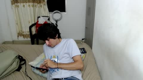 Snapshot of myke_xxx chatting on 1, 11, 2025 mike online show from 1, 11, 2025