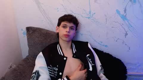 Snapshot of mykelcano chatting on 22, 10, 2025 Mykel online show from 22, 10, 2025