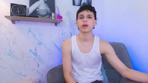 Snapshot of mykelcano chatting on 26, 10, 2025 Mykel online show from 26, 10, 2025