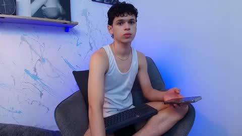 Snapshot of mykelcano chatting on 9, 11, 2025 Mykel online show from 9, 11, 2025