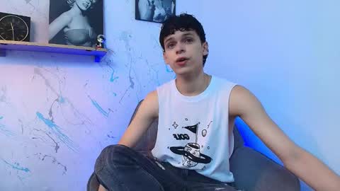 Snapshot of mykelcano chatting on 16, 11, 2025 Mykel online show from 16, 11, 2025