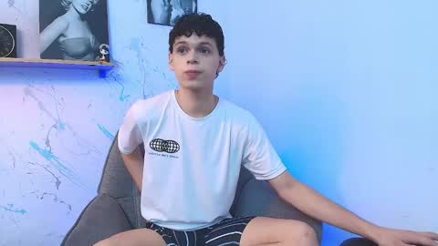 Snapshot of mykelcano chatting on 17, 11, 2025 Mykel online show from 17, 11, 2025