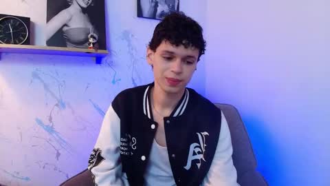 Snapshot of mykelcano chatting on 22, 11, 2025 Mykel online show from 22, 11, 2025