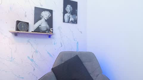 Snapshot of mykelcano chatting on 24, 11, 2025 Mykel online show from 24, 11, 2025