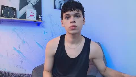 Snapshot of mykelcano chatting on 30, 11, 2025 Mykel online show from 30, 11, 2025