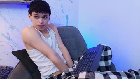 Snapshot of mykelcano chatting on 3, 12, 2025 Mykel online show from 3, 12, 2025