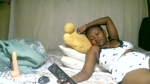 Snapshot of mylindasweet chatting on 5, 1, 2025 linda online show from 5, 1, 2025