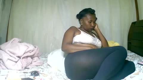 Snapshot of mylindasweet chatting on 8, 2, 2025 linda online show from 8, 2, 2025