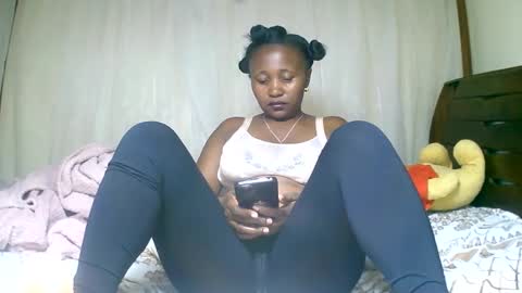 Snapshot of mylindasweet chatting on 9, 2, 2025 linda online show from 9, 2, 2025