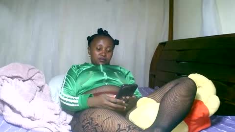 Snapshot of mylindasweet chatting on 15, 2, 2025 linda online show from 15, 2, 2025