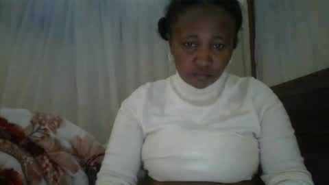 Snapshot of mylindasweet chatting on 19, 12, 2025 linda online show from 19, 12, 2025