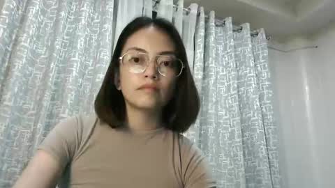 Lucie  online show from 6, 1, 2025