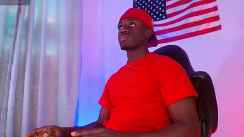 Snapshot of mylowallacee chatting on 26, 11, 2025 Mylo Wallace online show from 26, 11, 2025