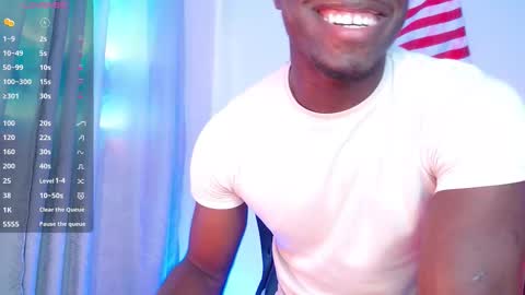 Snapshot of mylowallacee chatting on 2, 12, 2025 Mylo Wallace online show from 2, 12, 2025