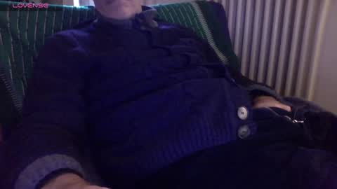 Snapshot of mynakedbeach chatting on 25, 12, 2024 Bi sexy guy lovense hush is on private is open or password show tip if you like. online show from 25, 12, 2024
