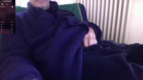 Snapshot of mynakedbeach chatting on 31, 12, 2024 Bi sexy guy lovense hush is on private is open or password show tip if you like. online show from 31, 12, 2024
