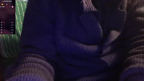 Snapshot of mynakedbeach chatting on 31, 12, 2024 Bi sexy guy lovense hush is on private is open or password show tip if you like. online show from 31, 12, 2024