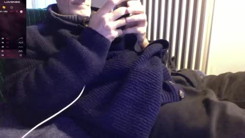 Snapshot of mynakedbeach chatting on 1, 1, 2025 Bi sexy guy lovense hush is on private is open or password show tip if you like. online show from 1, 1, 2025