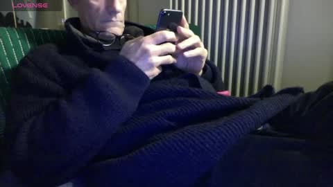 Snapshot of mynakedbeach chatting on 4, 1, 2025 Bi sexy guy lovense hush is on private is open or password show tip if you like. online show from 4, 1, 2025