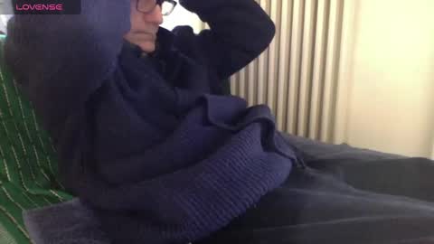 Snapshot of mynakedbeach chatting on 17, 1, 2025 Bi sexy guy lovense hush is on private is open or password show tip if you like. online show from 17, 1, 2025