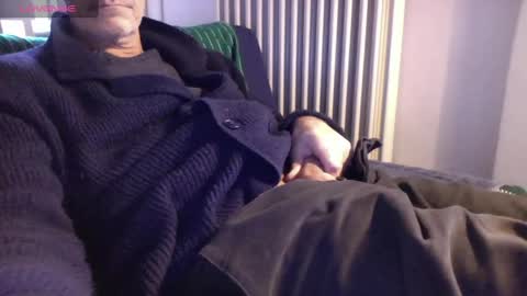 Snapshot of mynakedbeach chatting on 20, 1, 2025 Bi sexy guy lovense hush is on private is open or password show tip if you like. online show from 20, 1, 2025