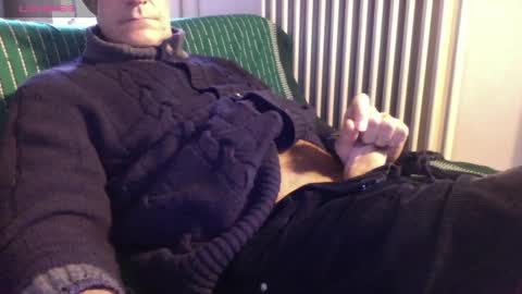 Snapshot of mynakedbeach chatting on 6, 2, 2025 Bi sexy guy lovense hush is on private is open or password show tip if you like. online show from 6, 2, 2025