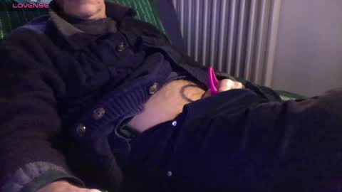 Snapshot of mynakedbeach chatting on 20, 2, 2025 Bi sexy guy lovense hush is on private is open or password show tip if you like. online show from 20, 2, 2025
