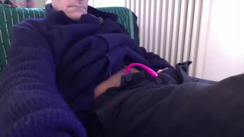 Snapshot of mynakedbeach chatting on 4, 3, 2025 Bi sexy guy lovense hush is on private is open or password show tip if you like. online show from 4, 3, 2025
