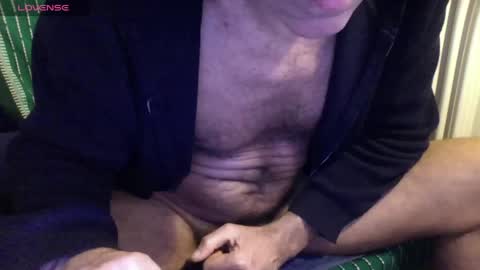 Snapshot of mynakedbeach chatting on 14, 4, 2026 Bi sexy guy lovense hush is on private is open or password show tip if you like. online show from 14, 4, 2026