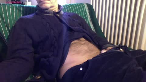 Snapshot of mynakedbeach chatting on 16, 4, 2026 Bi sexy guy lovense hush is on private is open or password show tip if you like. online show from 16, 4, 2026