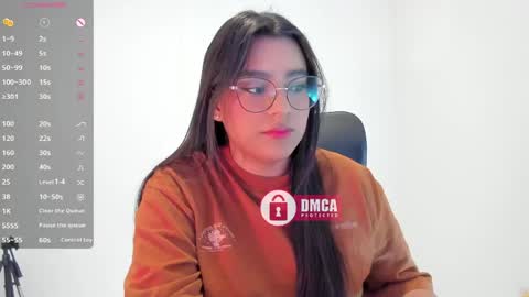 Snapshot of mypretty_isabella chatting on 24, 5, 2026 Bella online show from 24, 5, 2026