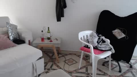 Myrna Sessions online show from 24, 1, 2025