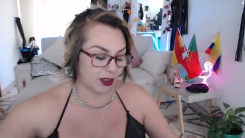 Myrna Sessions online show from 30, 1, 2025