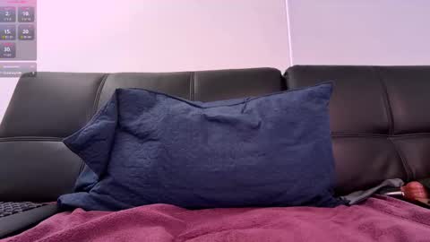 Snapshot of mystery_nymph_milf chatting on 25, 9, 2025 Mystery Nymph Milf online show from 25, 9, 2025