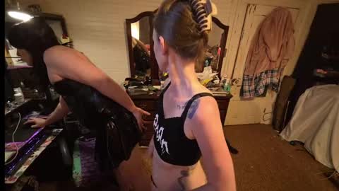 Snapshot of mysteryblue62 chatting on 24, 5, 2026 Mystery Blue and Mistress Prude online show from 24, 5, 2026