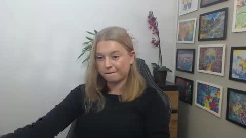 Erica online show from 30, 10, 2025