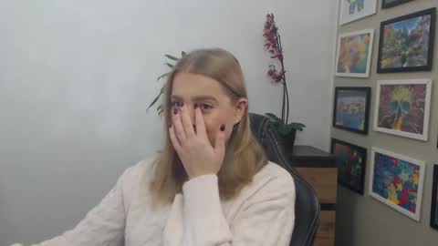 Erica online show from 2, 12, 2025