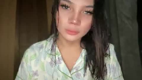 UR GIRL NEXTDOOR online show from 13, 1, 2026