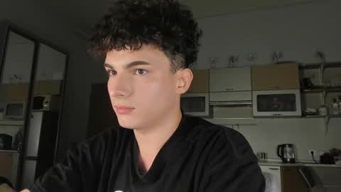 Snapshot of mystic_evan chatting on 12, 9, 2025 Evan Brown online show from 12, 9, 2025