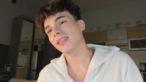 Snapshot of mystic_evan chatting on 18, 9, 2025 Evan Brown online show from 18, 9, 2025