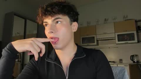 Snapshot of mystic_evan chatting on 6, 10, 2025 Evan Brown online show from 6, 10, 2025