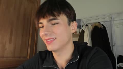 Snapshot of mystic_evan chatting on 19, 10, 2025 Evan Brown online show from 19, 10, 2025