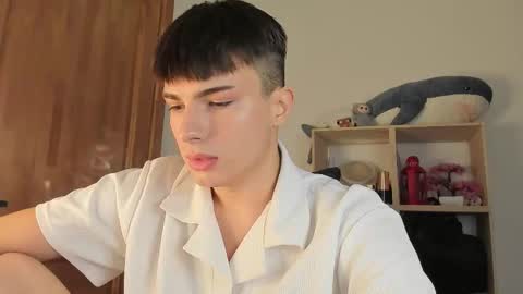 Snapshot of mystic_evan chatting on 18, 11, 2025 Evan Brown online show from 18, 11, 2025