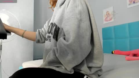 Chloe online show from 22, 9, 2025