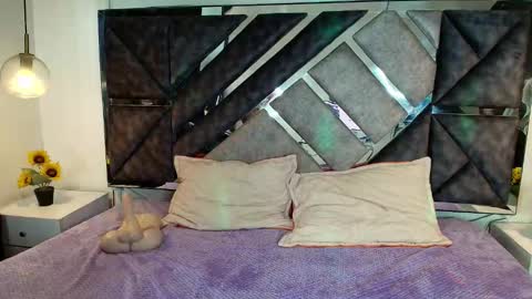 Snapshot of mysticmature chatting on 26, 11, 2025 Mystic online show from 26, 11, 2025